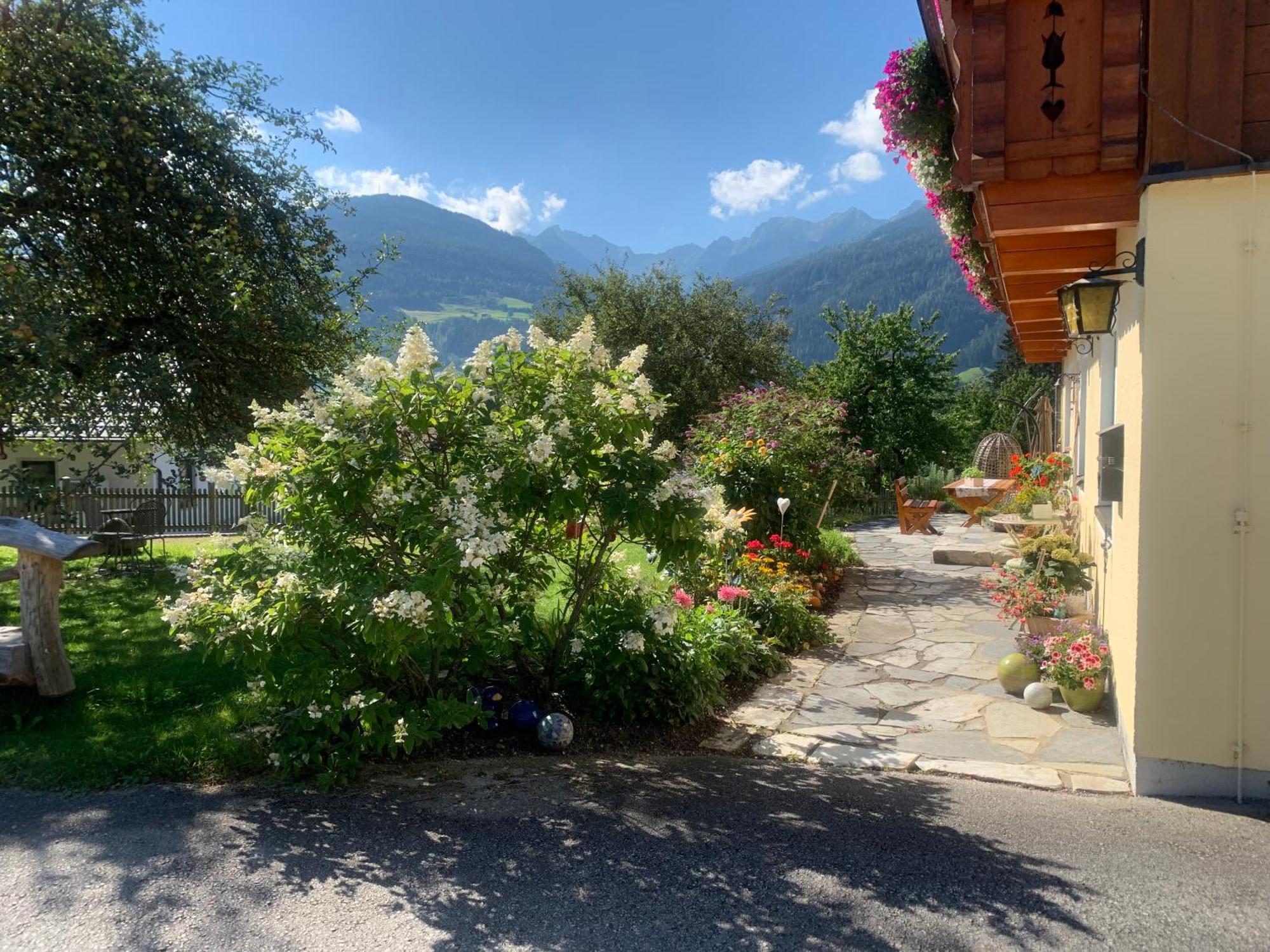 האוס Linarhof Apartment Urlaub Am Bio Bauernhof מראה חיצוני תמונה